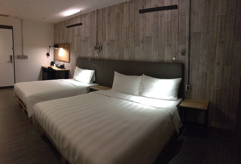 Hotel Papa Whale Тайбэй Экстерьер фото