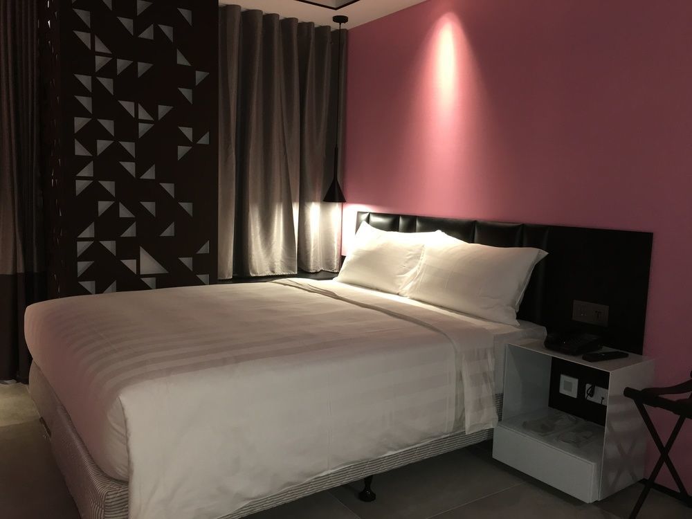 Hotel Papa Whale Тайбэй Экстерьер фото