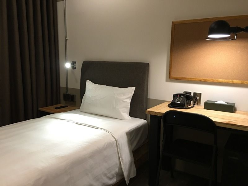 Hotel Papa Whale Тайбэй Экстерьер фото