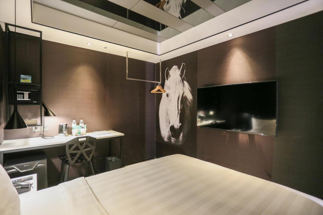 Hotel Papa Whale Тайбэй Экстерьер фото