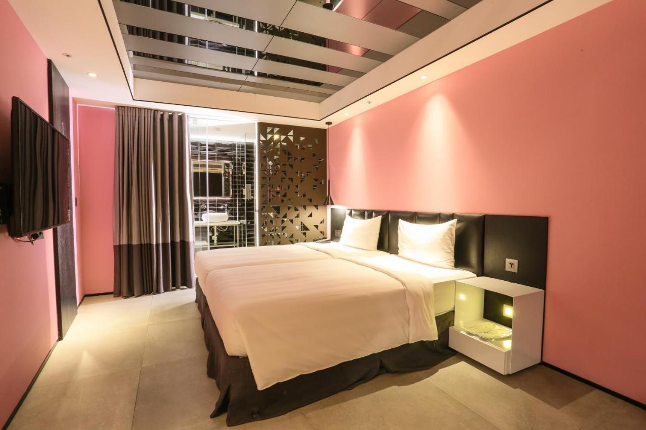 Hotel Papa Whale Тайбэй Экстерьер фото